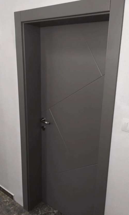 Moderan dizajn vrata od Desle